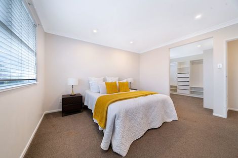 Photo of property in 102 Tirimoana Road, Te Atatu South, Auckland, 0602