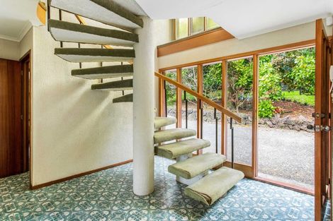 Photo of property in 229a Golf Road, Titirangi, Auckland, 0604