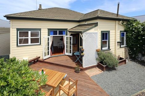 Photo of property in 20 Colenso Avenue, Hospital Hill, Napier, 4110