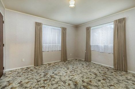 Photo of property in 64 The Terrace, Herald Island, Auckland, 0618