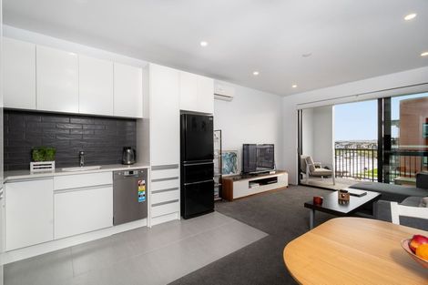 Photo of property in 216/81 Mapou Road, Hobsonville, Auckland, 0616