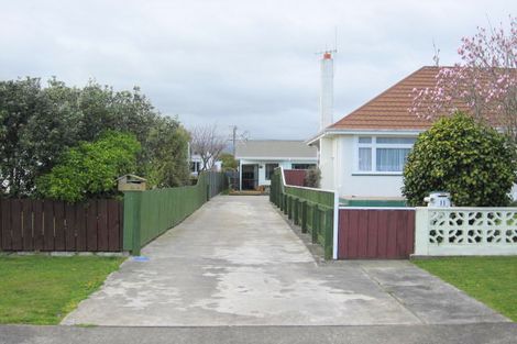 Photo of property in 11 Clark Street, Levin, 5510