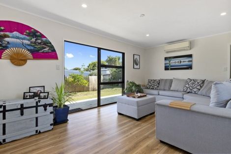 Photo of property in 1a Sunshine Rise, Raglan, 3225