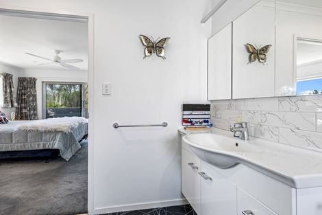 Photo of property in 251 Whirinaki Road, Eskdale, Napier, 4182