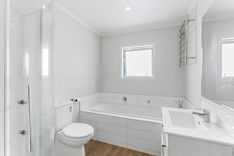 Photo of property in 4 Gallipoli Place, Paraparaumu, 5032