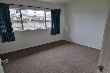 Photo of property in 2/1 Latham Avenue, Pakuranga, Auckland, 2010