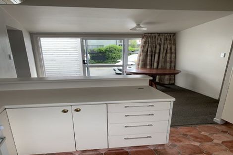 Photo of property in 37 Lyndon Street, Riccarton, Christchurch, 8041