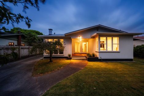 Photo of property in 39 Batt Street, West End, Palmerston North, 4410