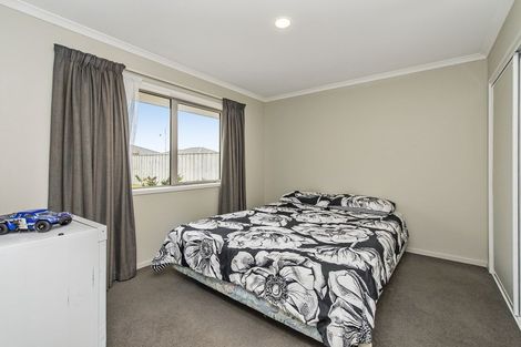 Photo of property in 17 Pakohe Street, Pegasus, 7612