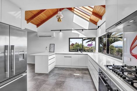 Photo of property in 88 Penruddock Rise, Westmorland, Christchurch, 8025