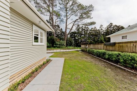 Photo of property in 51 Cambridge Road, Riverhead, 0820