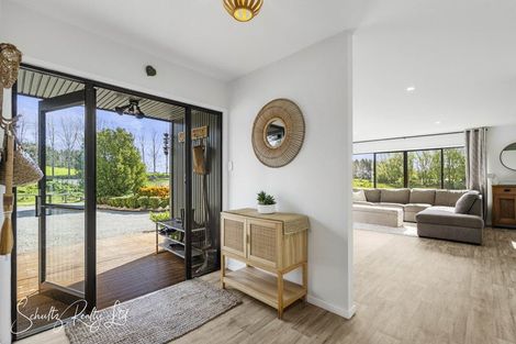 Photo of property in 316 Mountain Road, Maungaturoto, 0587