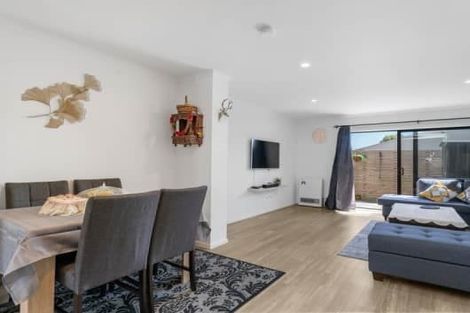 Photo of property in 19/9u Surrey Street, Tawa, Wellington, 5028