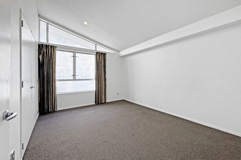 Photo of property in Mondrian Townhouses, 9/24 Hanson Street, Mount Cook, Wellington, 6021