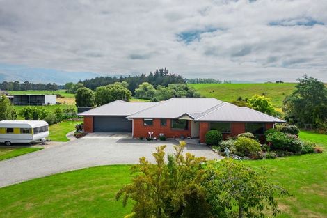 Photo of property in 11 Hunt Street, Waimate, 7978