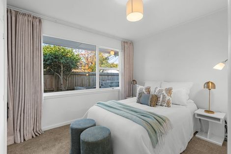 Photo of property in 229 Memorial Avenue, Burnside, Christchurch, 8053