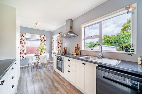 Photo of property in 32 Karaka Street, Wainuiomata, Lower Hutt, 5014