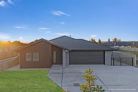 Photo of property in 52 Benn Street, Amberley, 7410