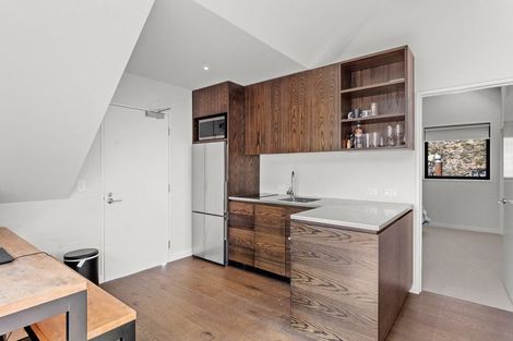 Photo of property in 12 Crow's Nest Road, Arthurs Point, Queenstown, 9371