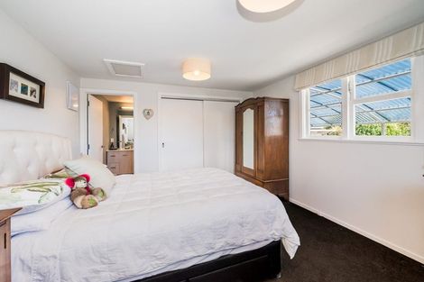 Photo of property in 56 Hinemoa Street, Paraparaumu, 5032