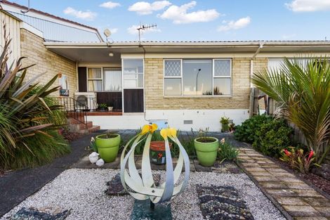 Photo of property in 368-370 Western Hills Drive, Avenues, Whangarei, 0110