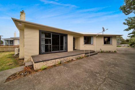 Photo of property in 195 Waihi Road, Hawera, 4610