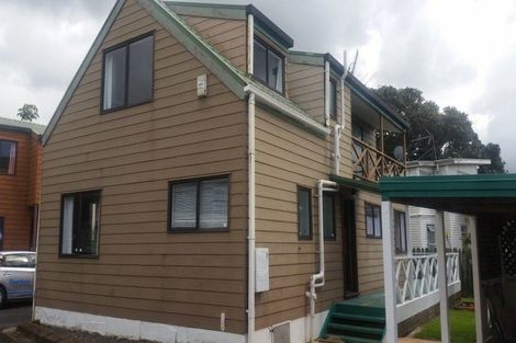 Photo of property in 18 Sulphur Beach Road, Northcote Point, Auckland, 0627