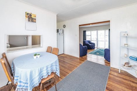 Photo of property in 15 Cornfoot Street, Castlecliff, Whanganui, 4501