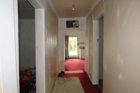 Photo of property in 17 Ives Street, Hector, 7822