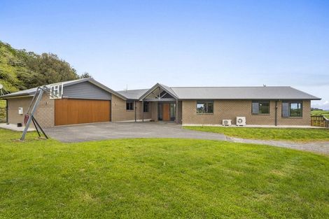 Photo of property in 130 Hurworth Road, Hurworth, New Plymouth, 4371