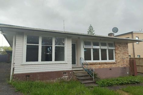 Photo of property in 38 Kervil Avenue, Te Atatu Peninsula, Auckland, 0610