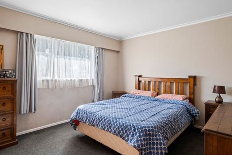 Photo of property in 2/284 Aberdeen Road, Gisborne, 4010