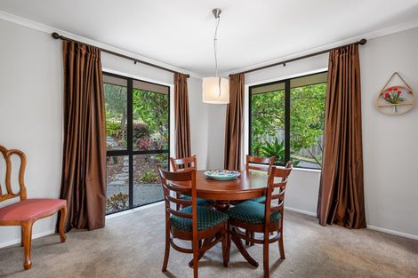 Photo of property in 59a Lonely Road, Fairview Heights, Auckland, 0632