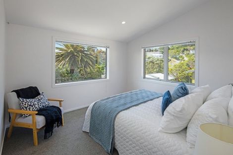 Photo of property in 61u8 Black Rock Road, Newlands, Wellington, 6037