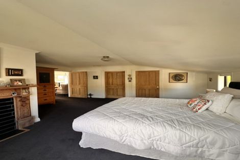 Photo of property in 11 Dickson Street, Macandrew Bay, Dunedin, 9014