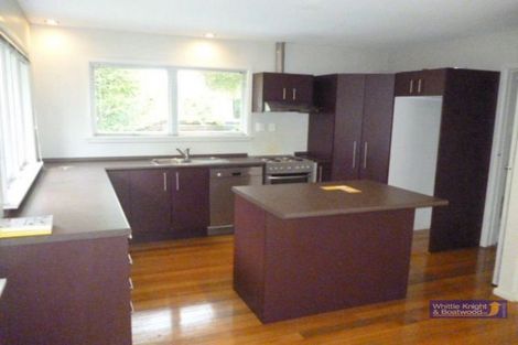 Photo of property in 17 Brookby Crescent, Avonhead, Christchurch, 8042