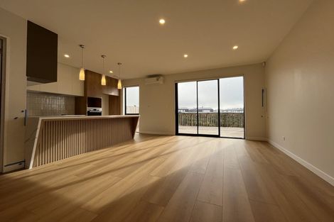 Photo of property in 3 Puihi Crescent, Massey, Auckland, 0614