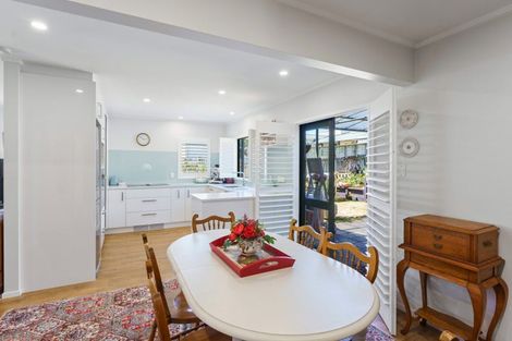 Photo of property in 19 Dixie Street, Te Horo Beach, Otaki, 5581