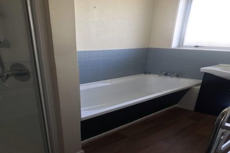 Photo of property in 2/12 Glen Place, Parklands, Christchurch, 8083