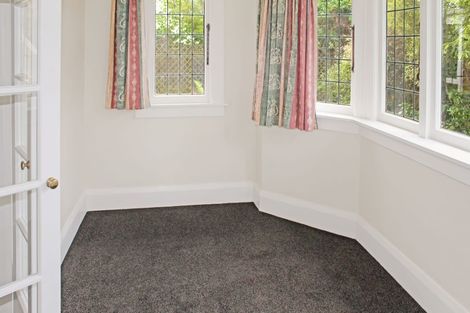 Photo of property in 34 Russell Street, Palmerston North, 4414