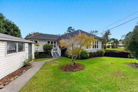 Photo of property in 34 Muriwai Road, Waimauku, 0812