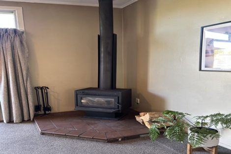 Photo of property in 1/12 Gradwell Place, Two Mile Bay, Taupo, 3330
