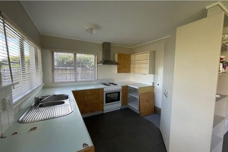 Photo of property in 3 Quo Vadis Place, Red Beach, 0932