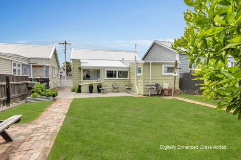 Photo of property in 63 Niblett Street, Whanganui, 4500