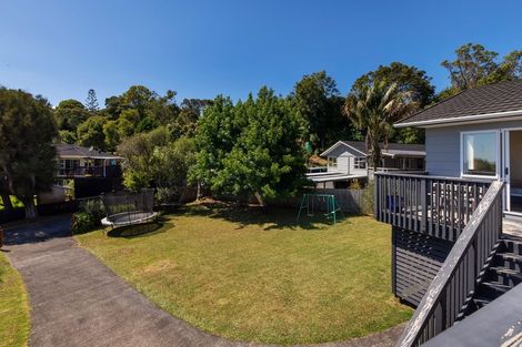Photo of property in 36 Lemnos Place, Titirangi, Auckland, 0604