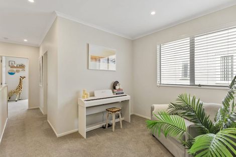 Photo of property in 35 Whenuapai Drive, Whenuapai, Auckland, 0618