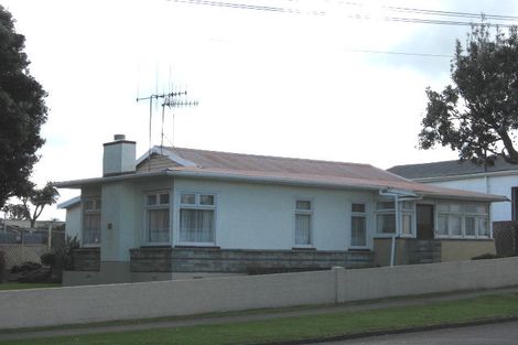 Photo of property in 7 Manuka Street, Castlecliff, Whanganui, 4501