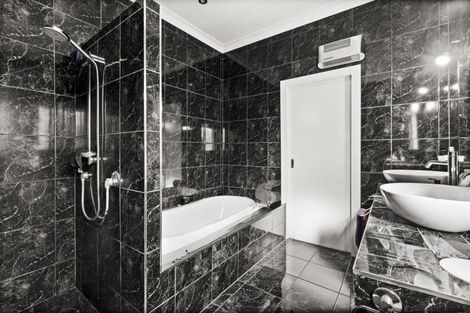 Photo of property in 404 Massey Street, Akina, Hastings, 4122