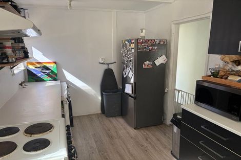 Photo of property in 1/144a Mcleod Road, Te Atatu South, Auckland, 0610