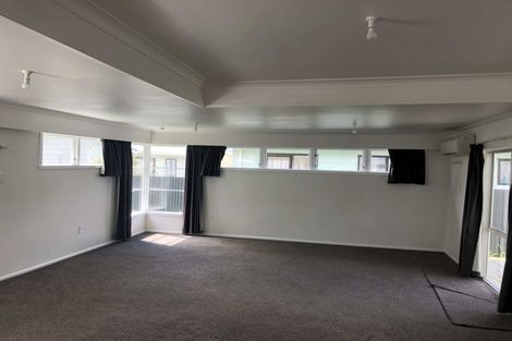 Photo of property in 16 Milson Line, Roslyn, Palmerston North, 4414